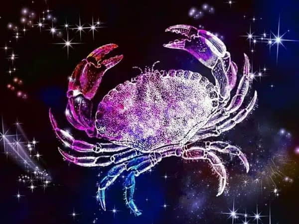 Dấu hiệu say nắng của 12 chòm sao cung Cự Giải