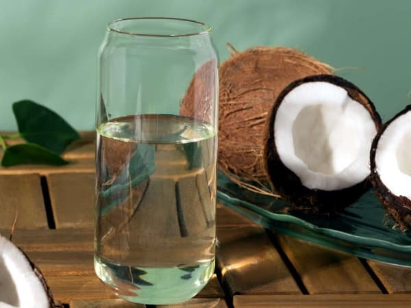 Tại sao nước dừa lại được xem là "thần dược" giảm cân?