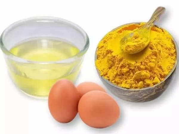 Mặt nạ nghệ trứng gà cho làn da sáng mịn sau sinh