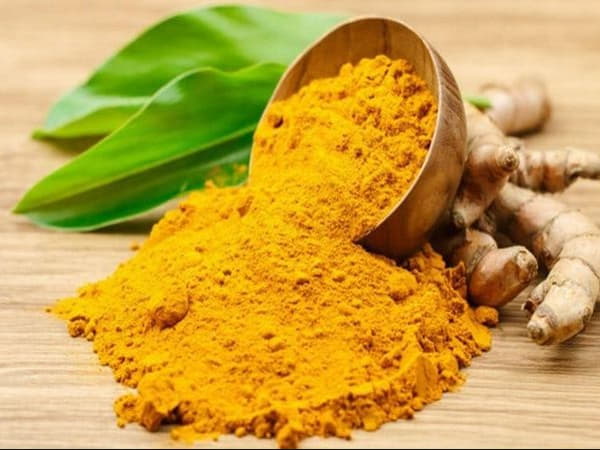 Những lưu ý khi sử dụng tinh bột nghệ