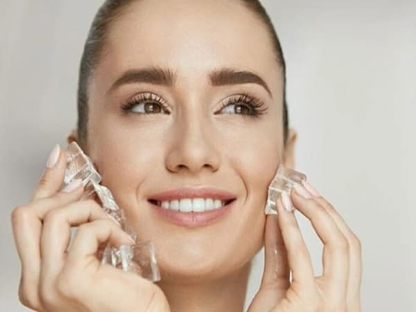 Hướng dẫn làm đẹp da với đá lạnh tại nhà