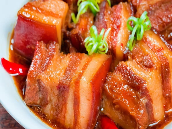 Mẹo giúp món thịt kho tàu ngon như cơm mẹ nấu