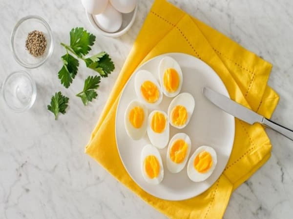 Bầu 1 tuần nên ăn mấy quả trứng gà tốt nhất