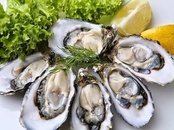 Hàu ăn sống được không, lợi ích khi ăn hàu sống