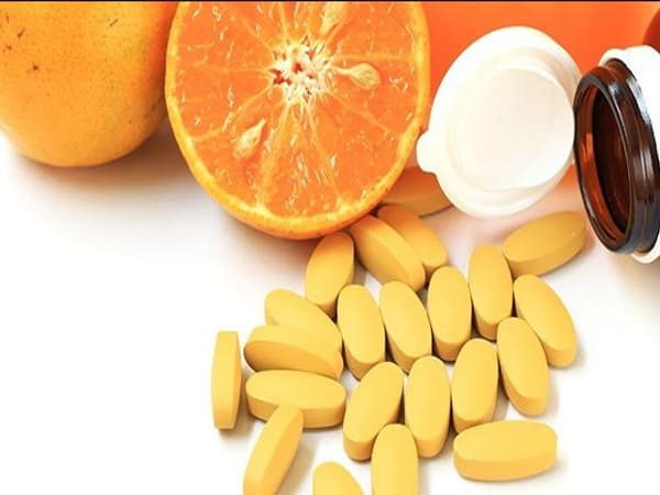 Uống vitamin C bao lâu thì trắng da
