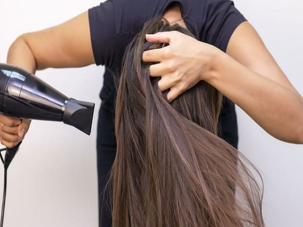 Lưu ý khi tạo kiểu tóc bồng bềnh không dùng máy sấy