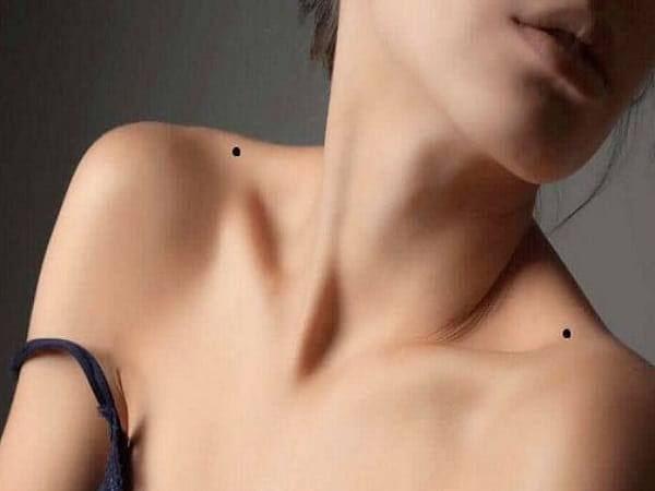 Ý nghĩa nốt ruồi 2 bên vai ở nữ giới